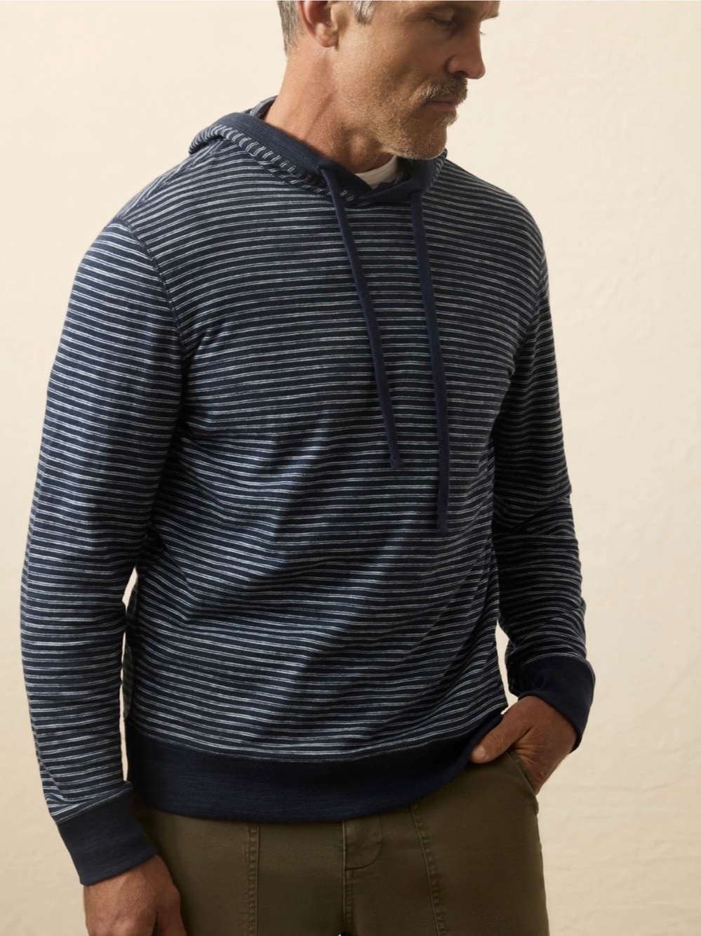 Faherty Men's Navy Stream Stripe Sunwashed Slub Organic Hoodie Size Medium M EUC